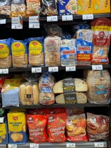 Estación de Servicio Gil - artículos de comida carrefour express en Matarraña